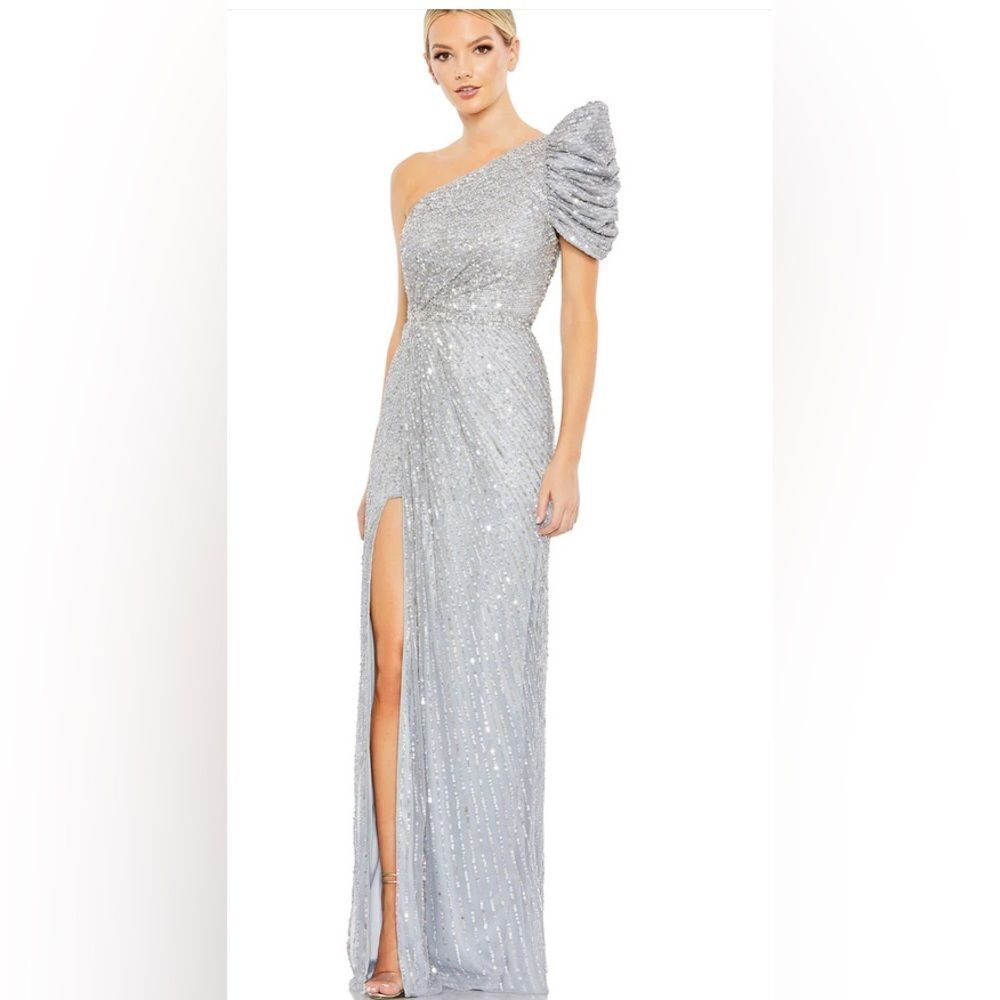 NWT Mac Duggal 5622 Embellished Puff One Shoulder Gown